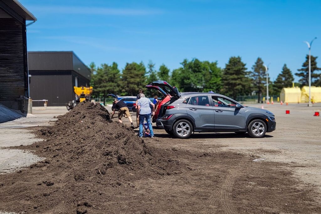 Distribution de compost à Drummondville le samedi 6 juin