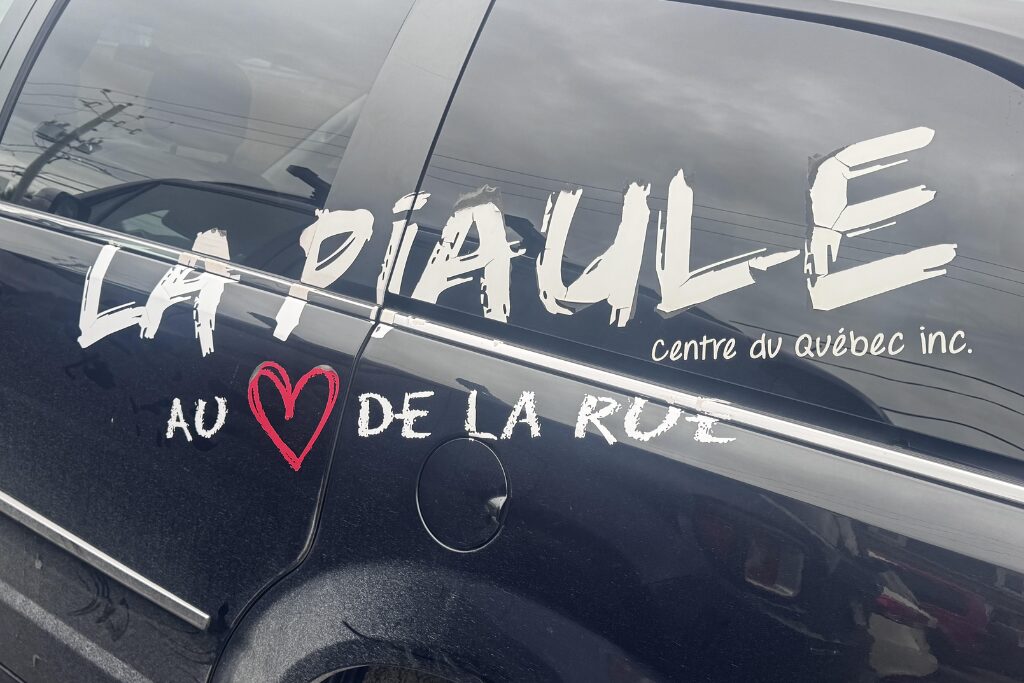 Une Double Mission pour le financement de La Piaule et des besoins au Népal