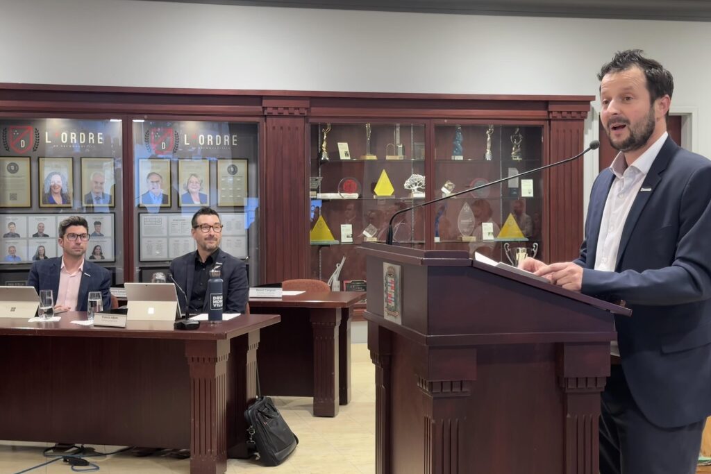 Dernière séance du conseil pour le directeur général de Drummondville, Francis Adam